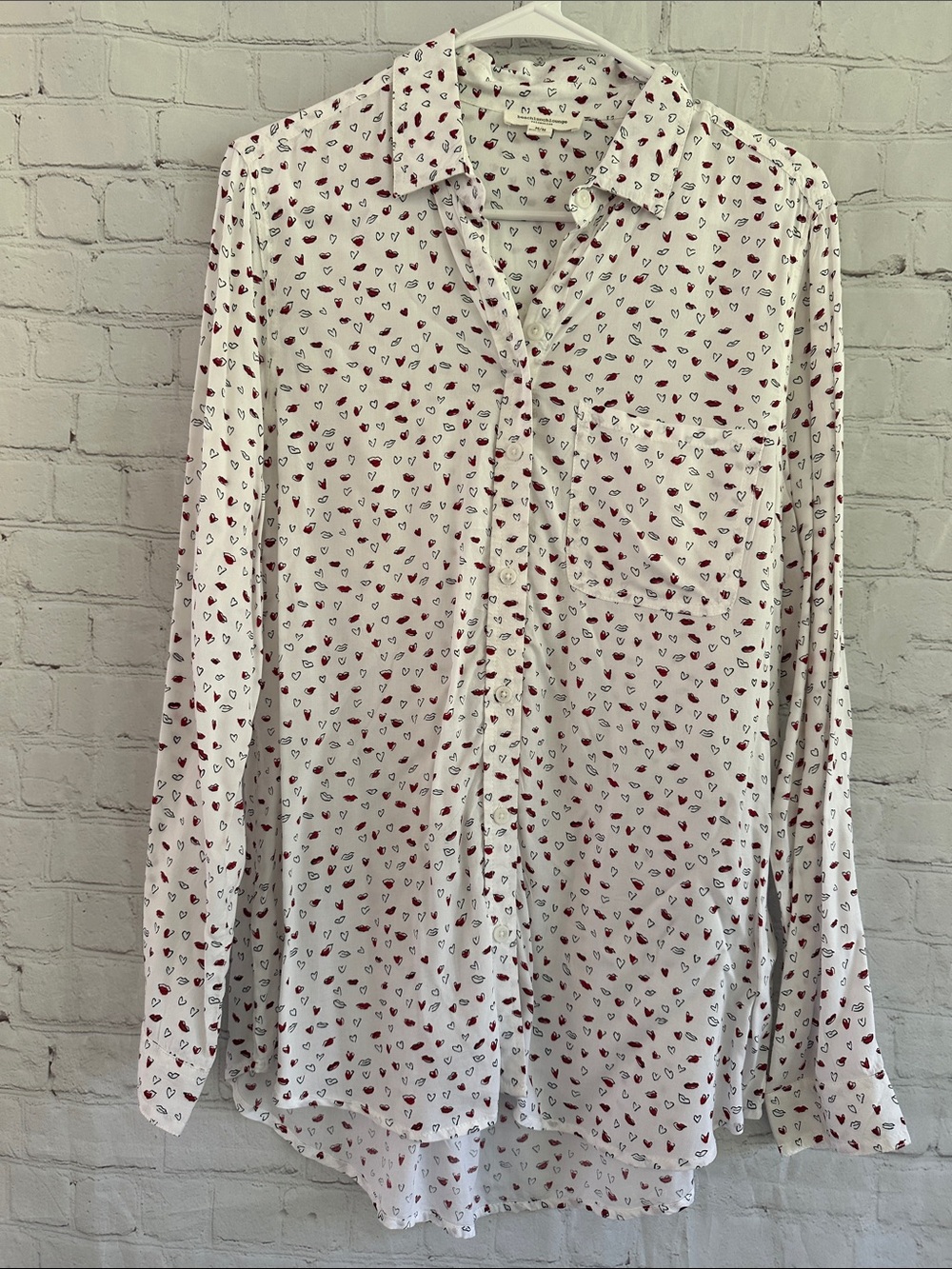 Beachlunchlounge Heart Print Button-Up Blouse size M made in India